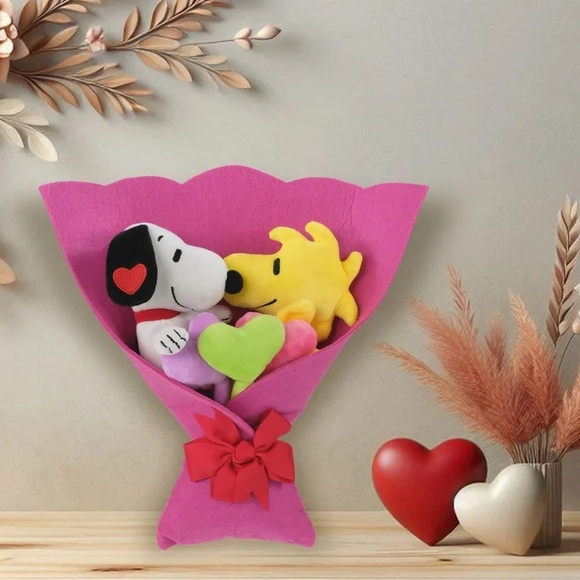 Snoopy and Woodstock Valentines Plush Bouquet NWT - Picture 1 of 4